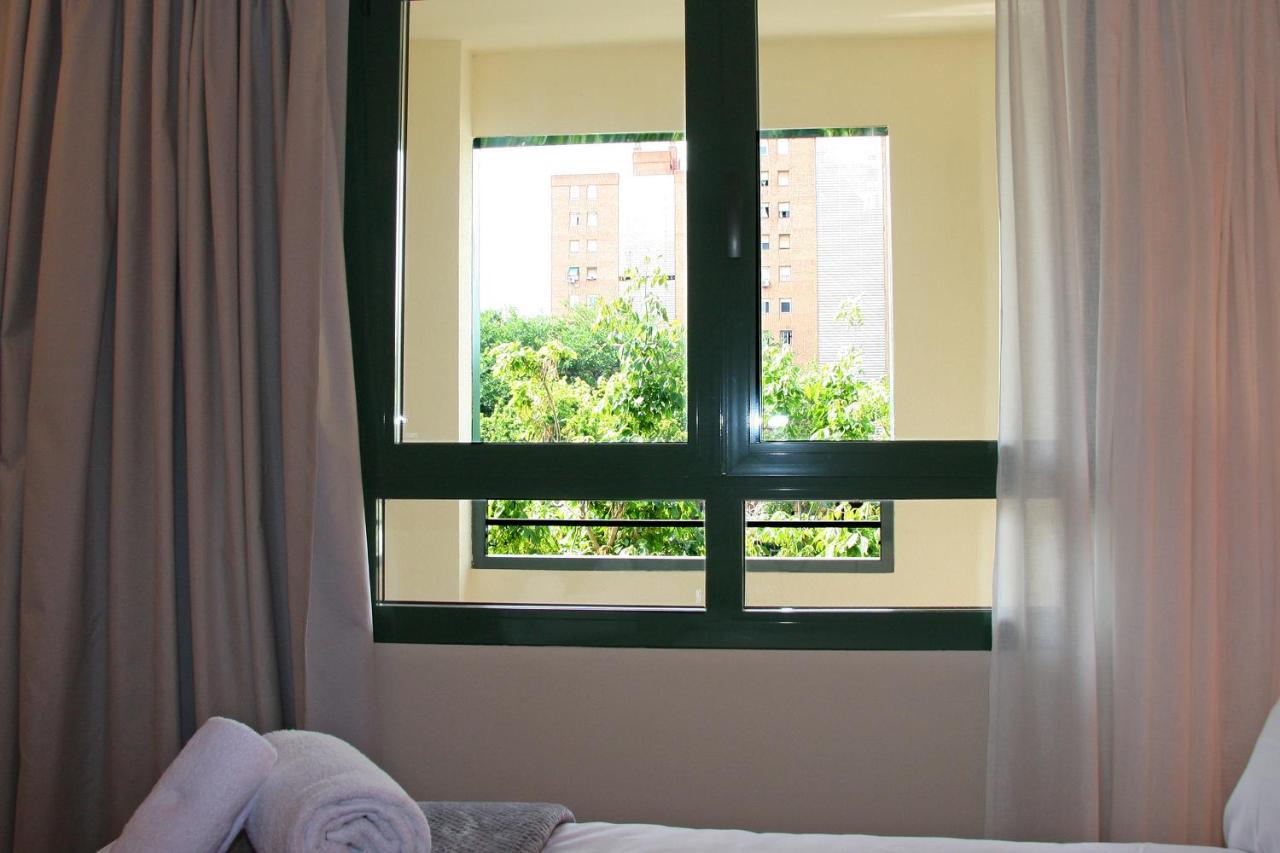 Apartamentos Las Ciencias F バレンシア エクステリア 写真